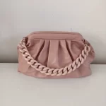 Puffer Zincir Aksesuarlı